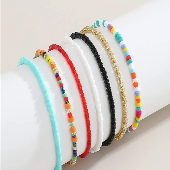 🆕 7 Pc. Colorful Beaded Bracelet Set - Picture 2 of 4